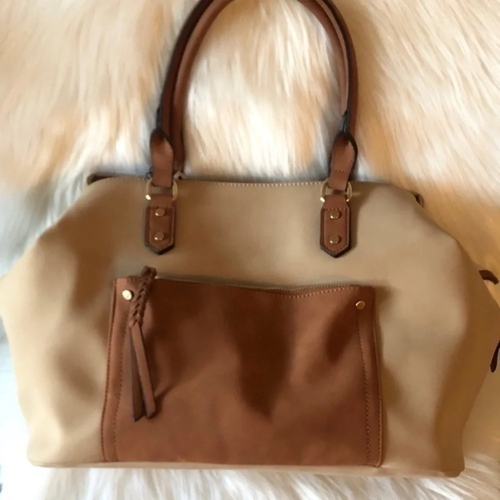 Violet Ray Braided Zip Front Pocket Carter